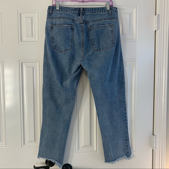 Distressed jeans - Picture 4 of 5